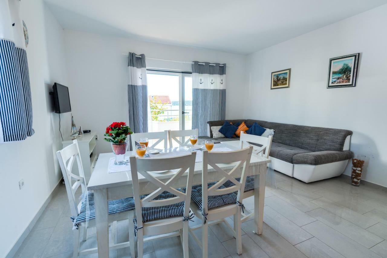 Villa Croatica Apartments Zaboric Exteriör bild