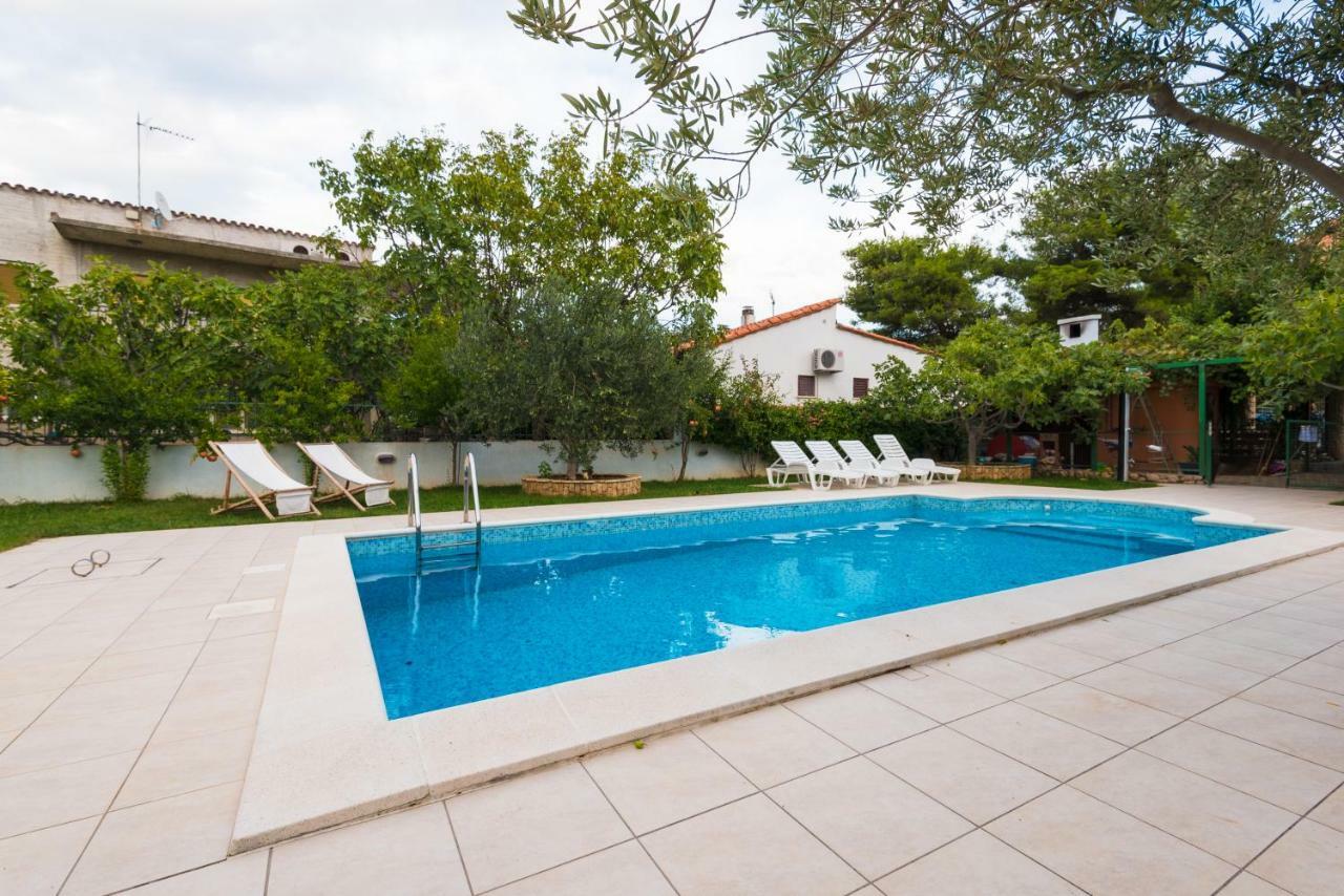 Villa Croatica Apartments Zaboric Exteriör bild